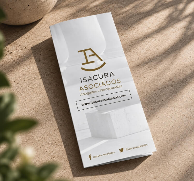 Isacura & Asociados corporate tri-fold brochure